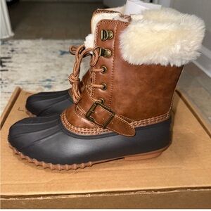 Esprit Brown and Black Winter Boots